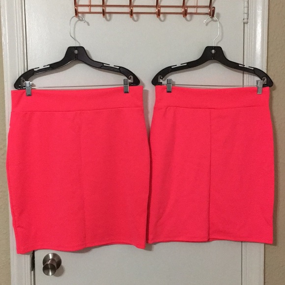 Hot Pink Mini Skirt - Picture 2 of 2